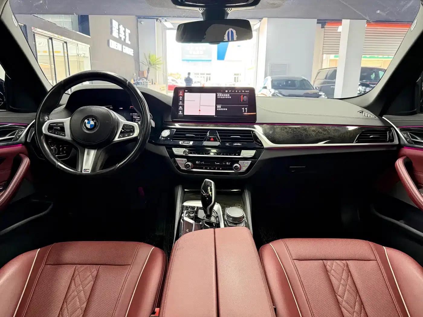2021 BMW 5 Series 525Li M Sport Package — миниатюра 6