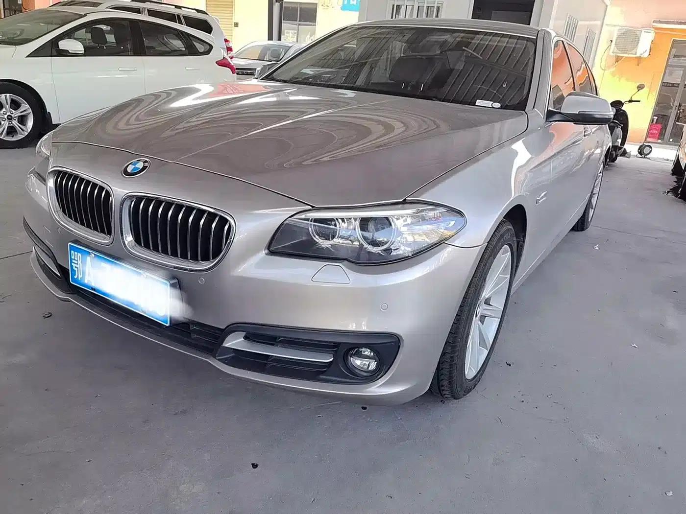 BMW 5 Series 2015 535Li Leading Edition — миниатюра 1
