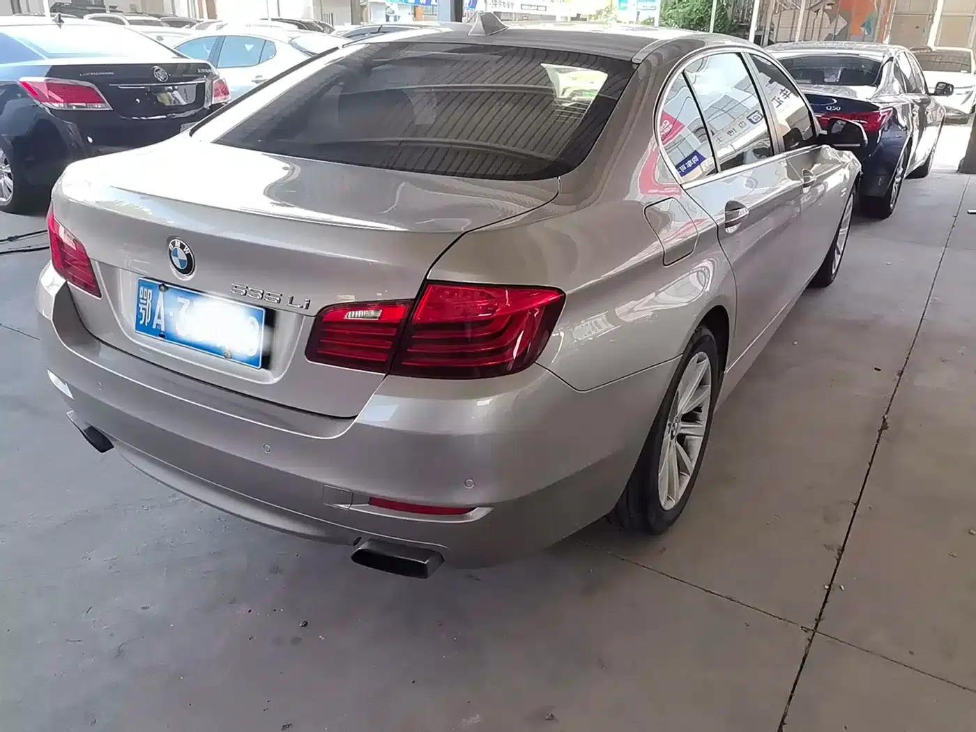 BMW 5 Series 2015 535Li Leading Edition — миниатюра 7