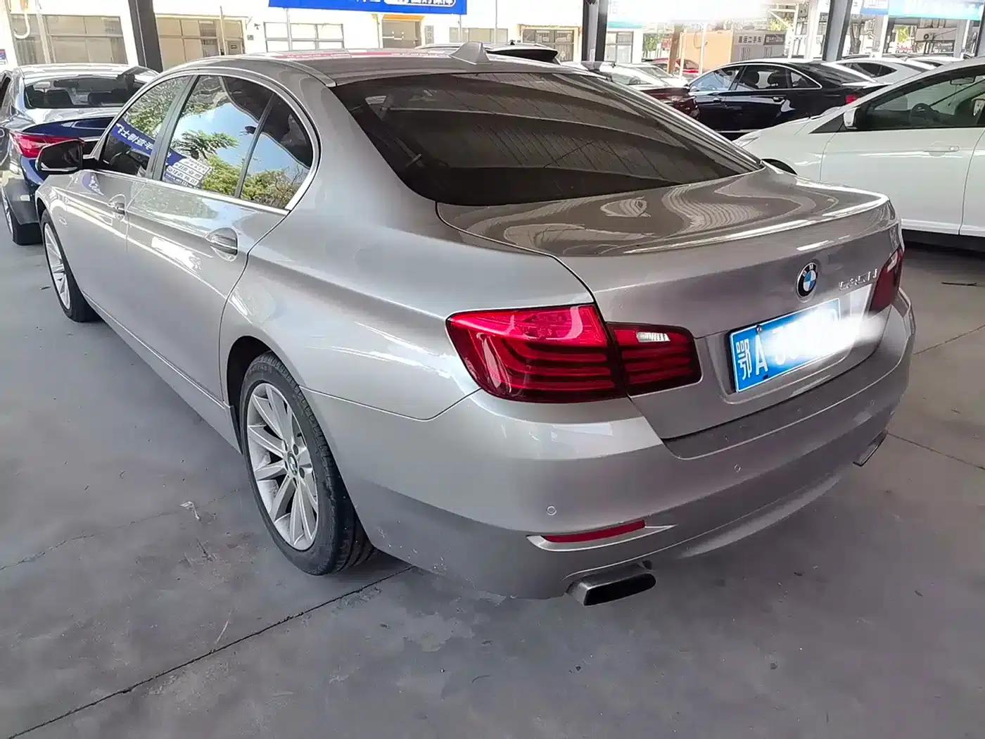 BMW 5 Series 2015 535Li Leading Edition — миниатюра 9