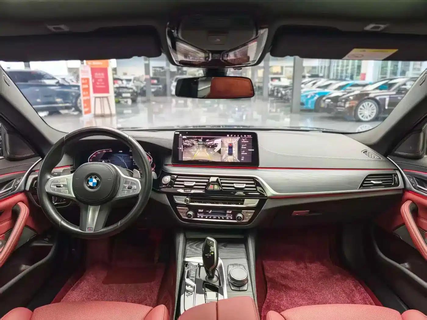 2023 BMW 5 Series 530Li Luxury M Sport Package — миниатюра 9