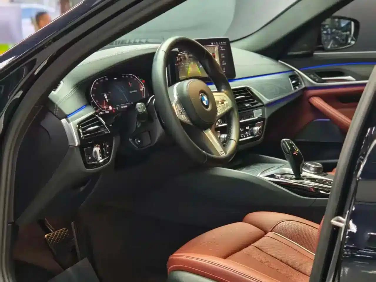 2023 BMW 5 Series 530Li Luxury M Sport Package — миниатюра 4