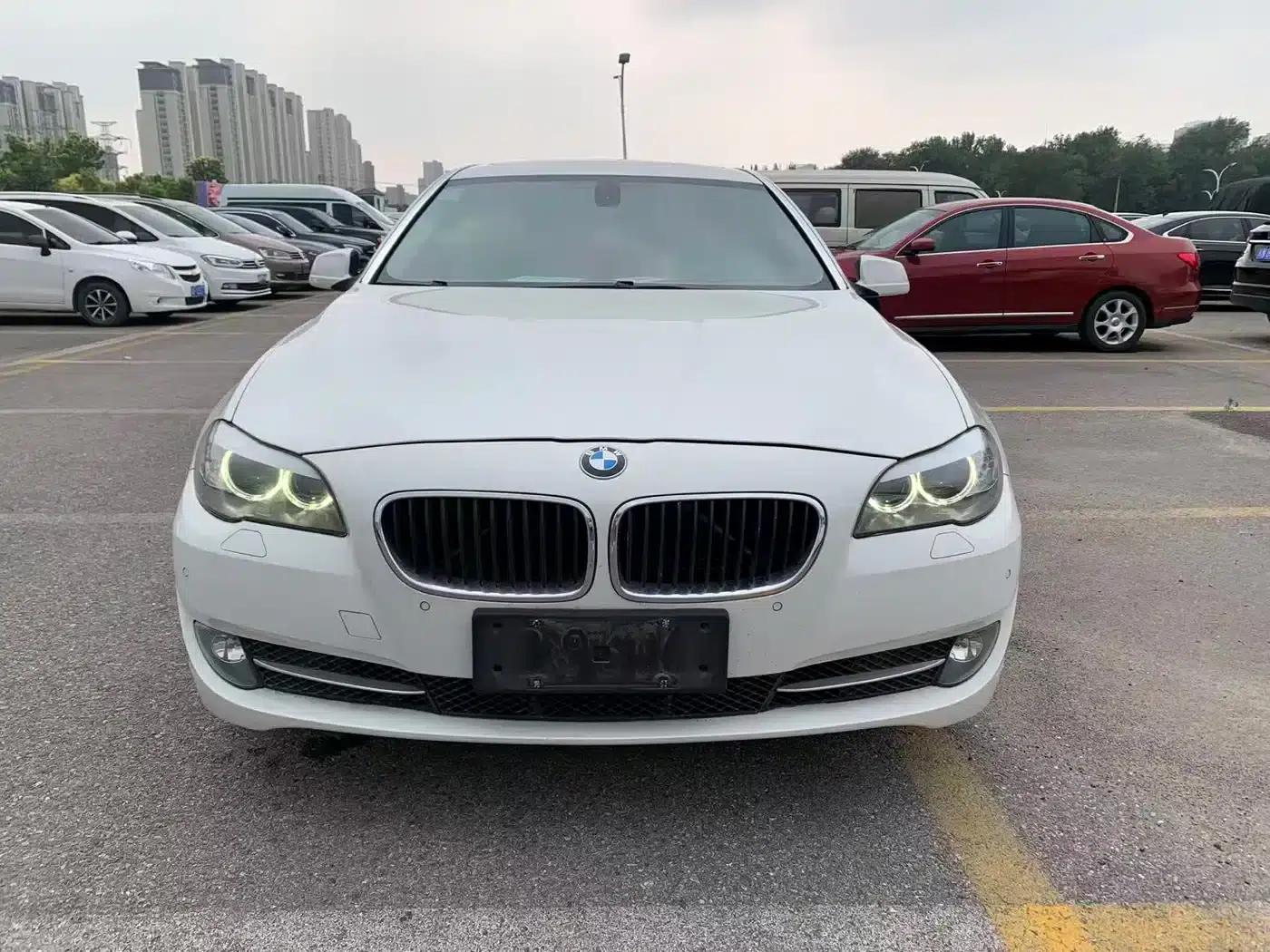 BMW 5 Series 2012 535Li Leading Edition — миниатюра 2