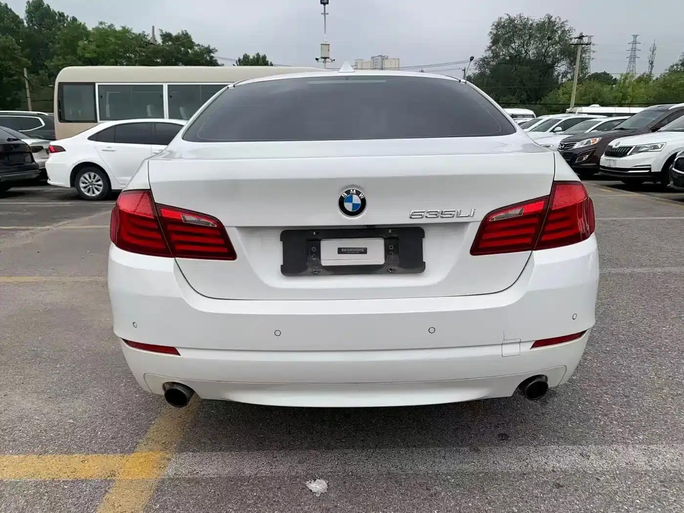BMW 5 Series 2012 535Li Leading Edition — миниатюра 5
