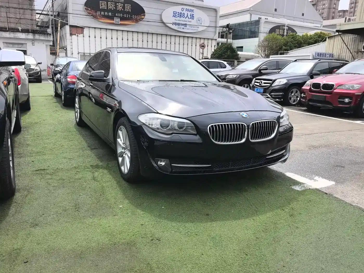 BMW 5 Series 2012 530Li Leading Edition — миниатюра 3