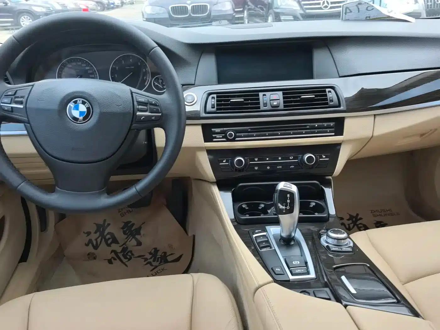 BMW 5 Series 2012 530Li Leading Edition — миниатюра 8