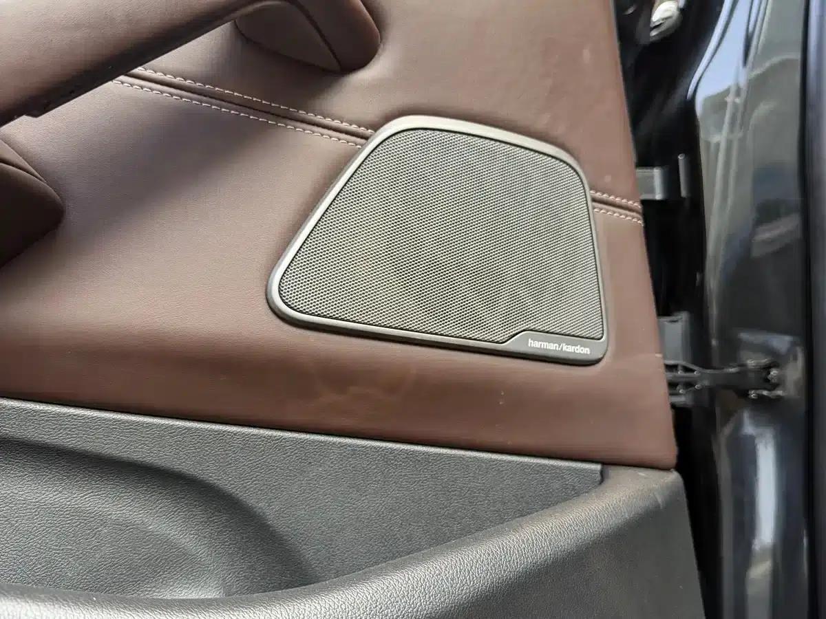 BMW 5 Series 2019 530Li Luxury Package — миниатюра 7