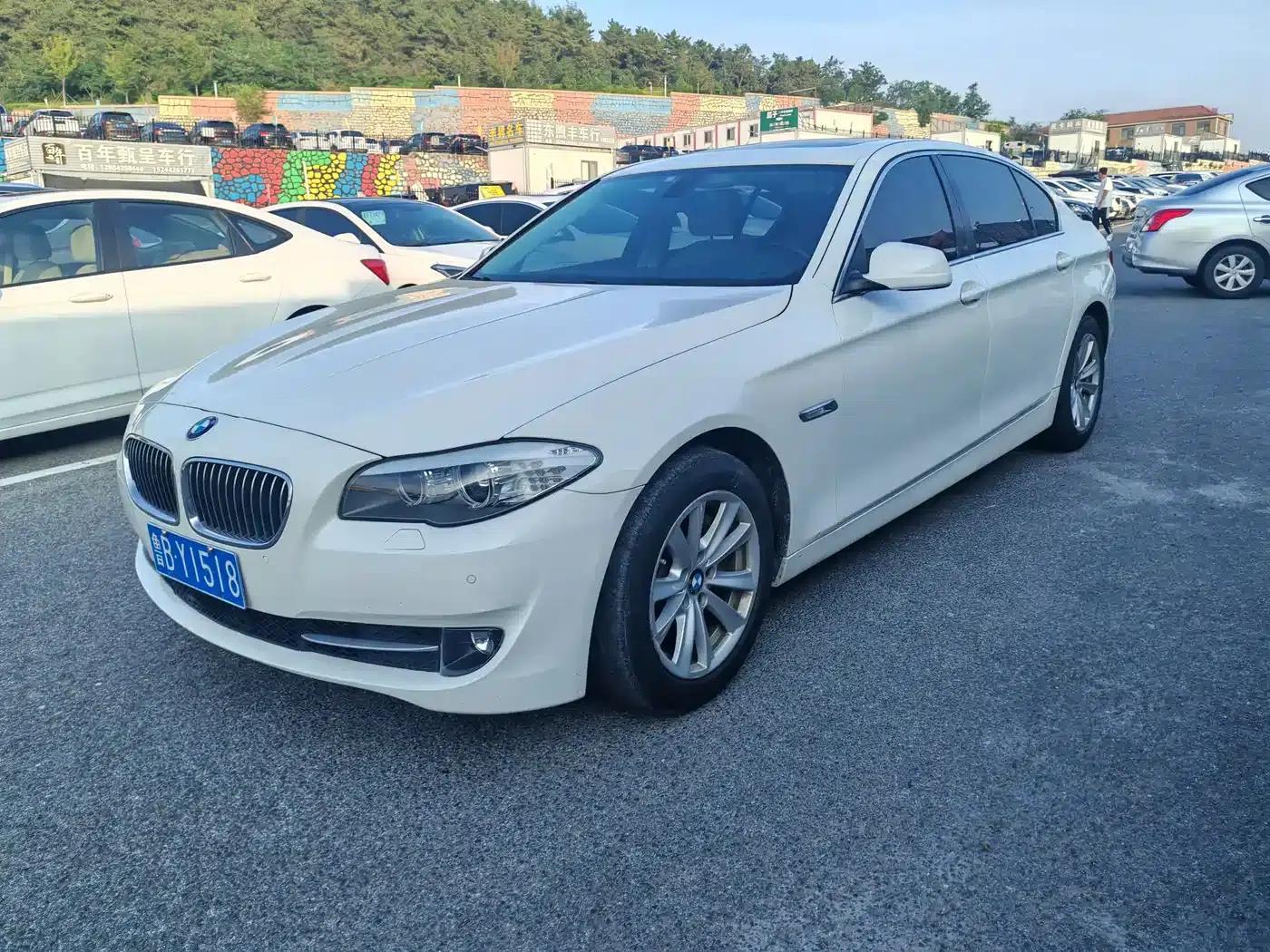 BMW 5 Series 2013 520Li Elegant Edition — миниатюра 1