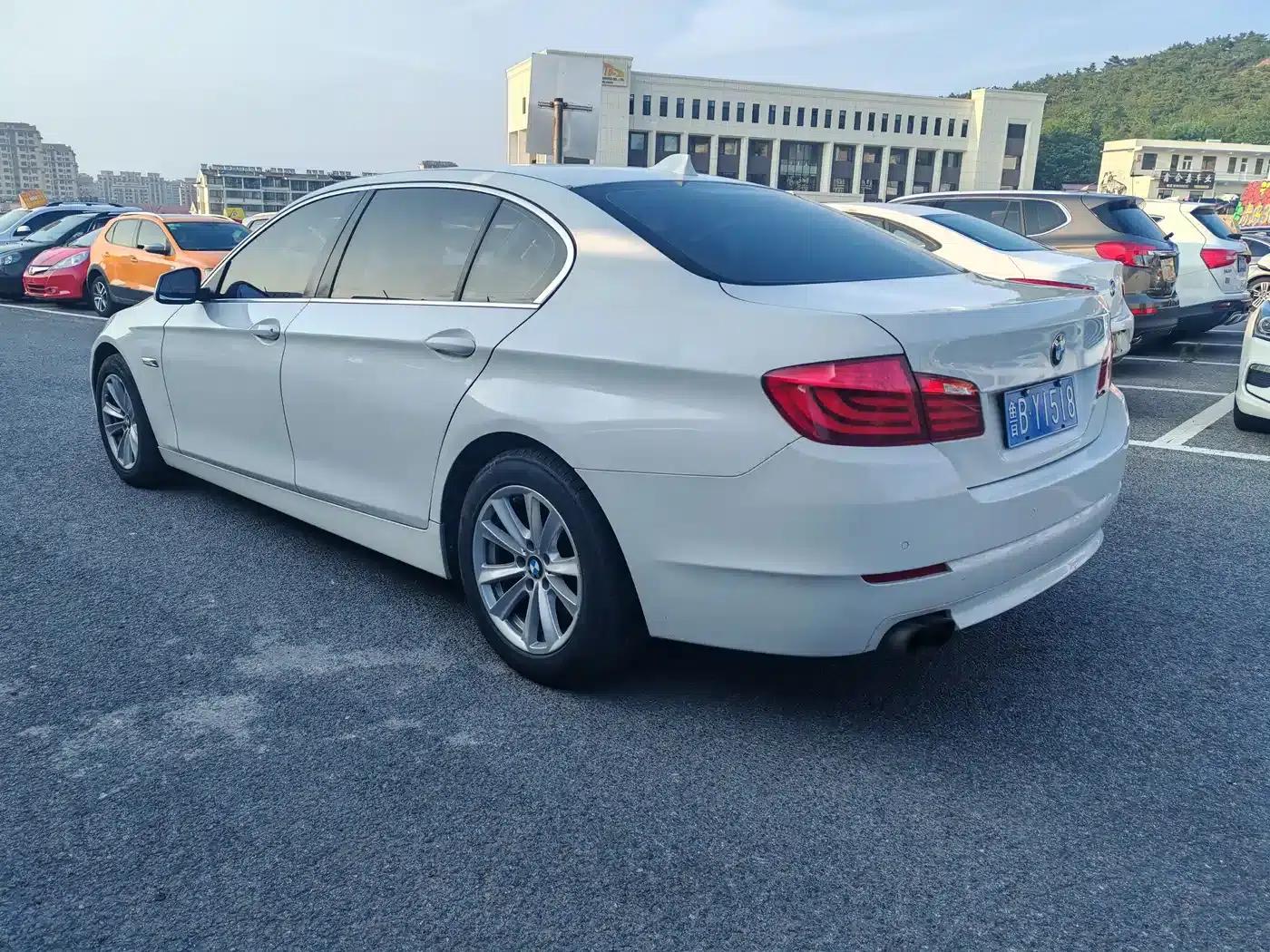 BMW 5 Series 2013 520Li Elegant Edition — миниатюра 6