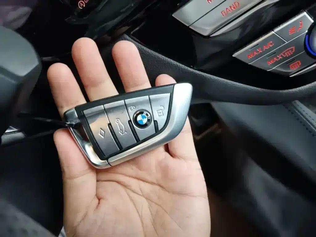 2019 BMW 5 Series Facelift 530Li Luxury M Sport Package — миниатюра 9