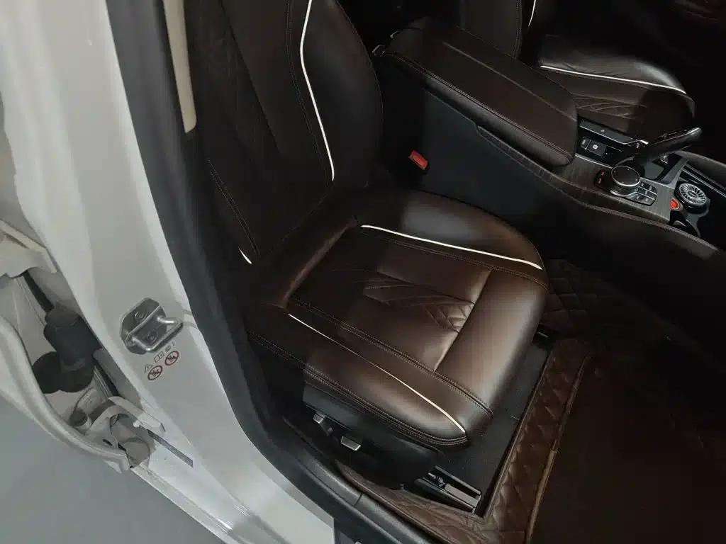 BMW 5 Series 2019 Facelift 530Li Leading Luxury Package — миниатюра 20