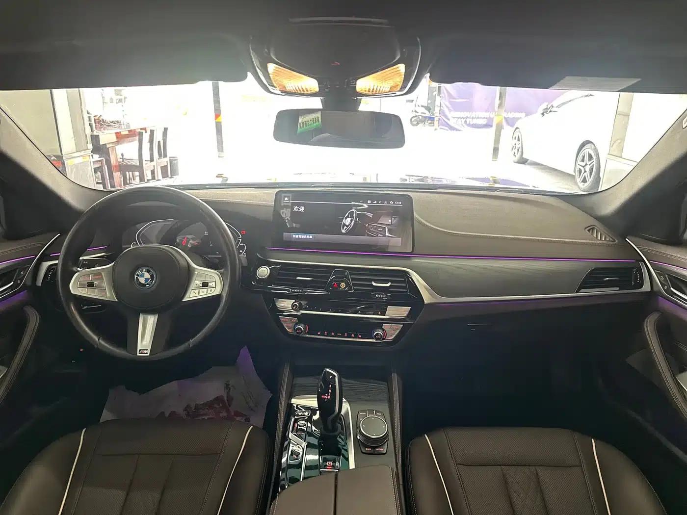 BMW 5 Series PHEV 2022 Facelift 535Le M Sport Package — миниатюра 12