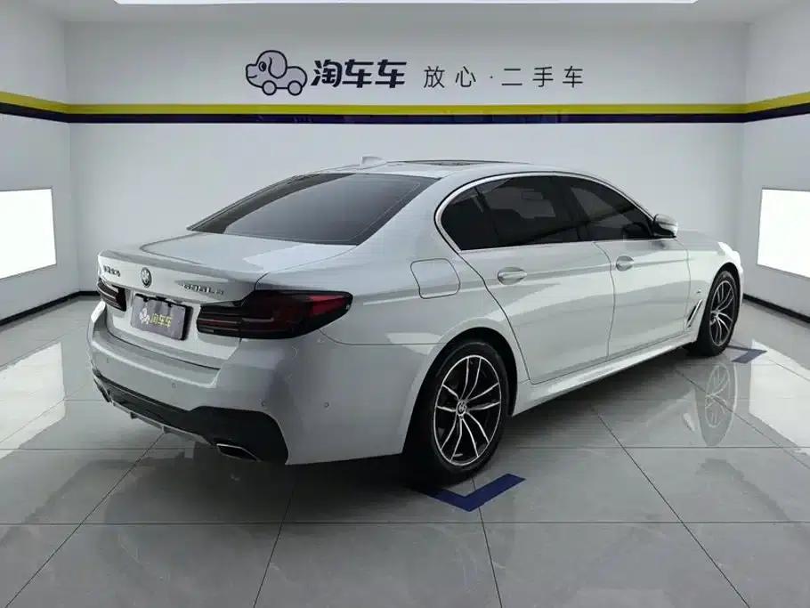 BMW 5 Series PHEV 2021 535Le M Sport Package — миниатюра 3
