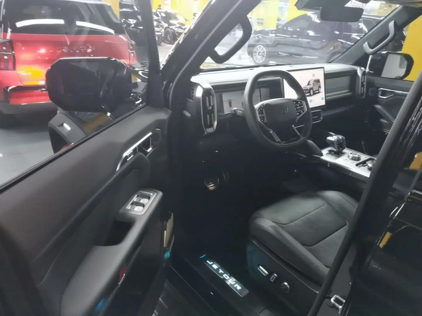 JETOUR Shanhai Traveler C-DM 2024 C-DM 208KM Mountain & Wilderness Edition — миниатюра 18