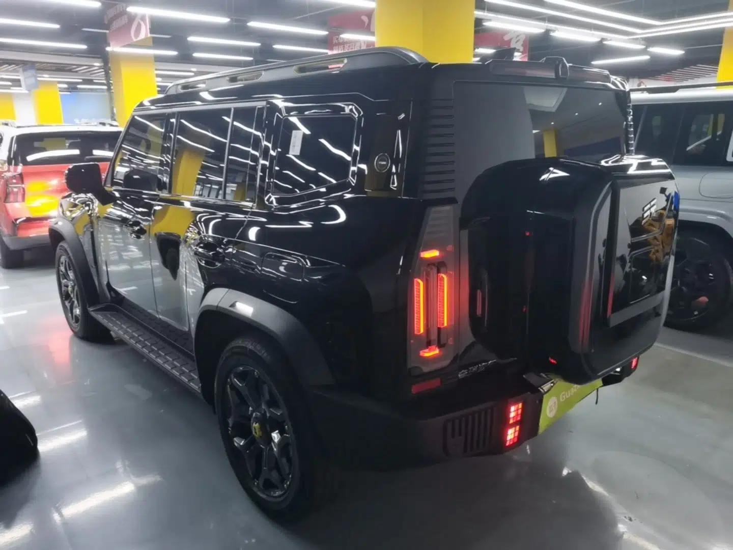 JETOUR Shanhai Traveler C-DM 2024 C-DM 208KM Mountain & Wilderness Edition — миниатюра 4