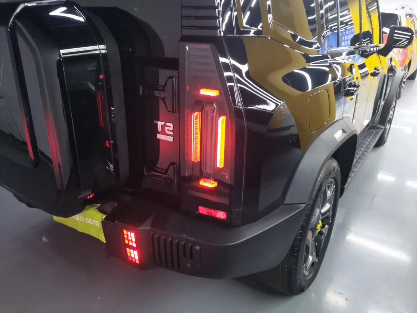 JETOUR Shanhai Traveler C-DM 2024 C-DM 208KM Mountain & Wilderness Edition — миниатюра 9