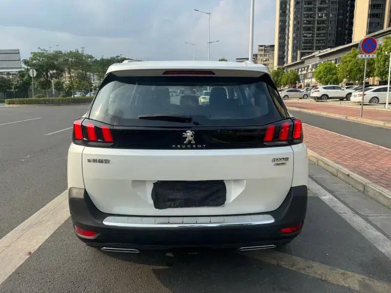 Peugeot 5008 2017 380THP 7-seater Luxury Edition — миниатюра 5