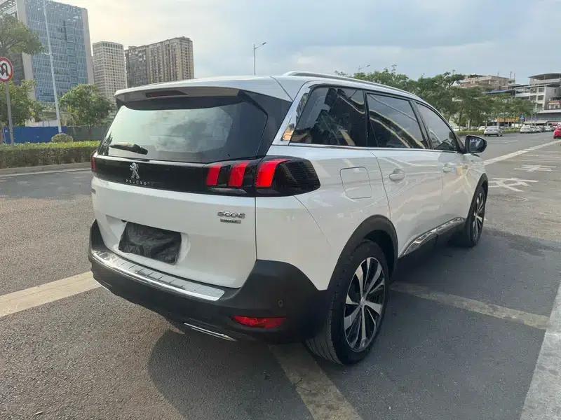 Peugeot 5008 2017 380THP 7-seater Luxury Edition — миниатюра 6