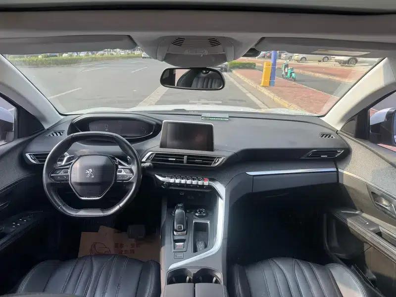Peugeot 5008 2017 380THP 7-seater Luxury Edition — миниатюра 7
