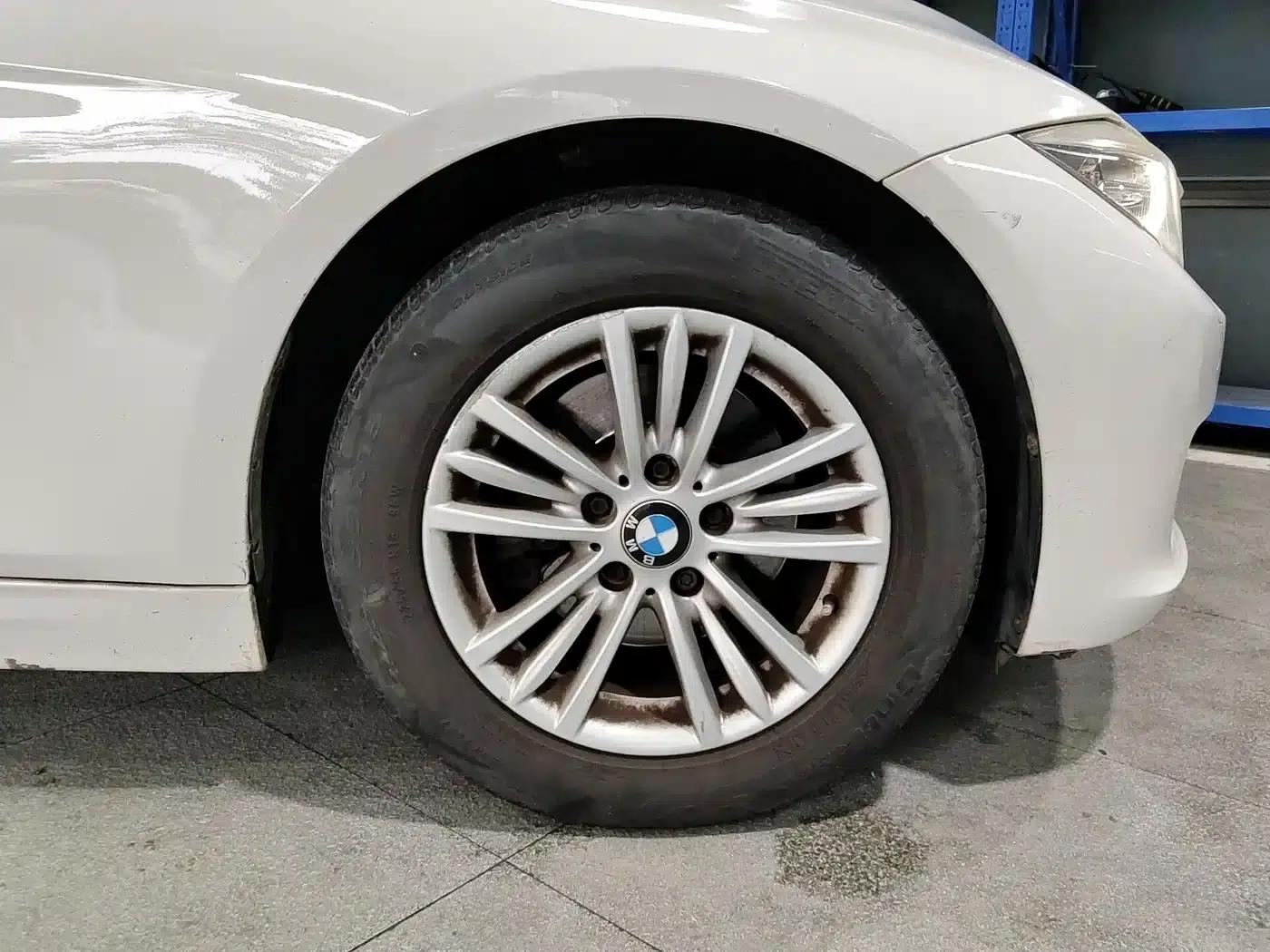 2015 BMW 3 Series 320Li Luxury Design Package — миниатюра 17