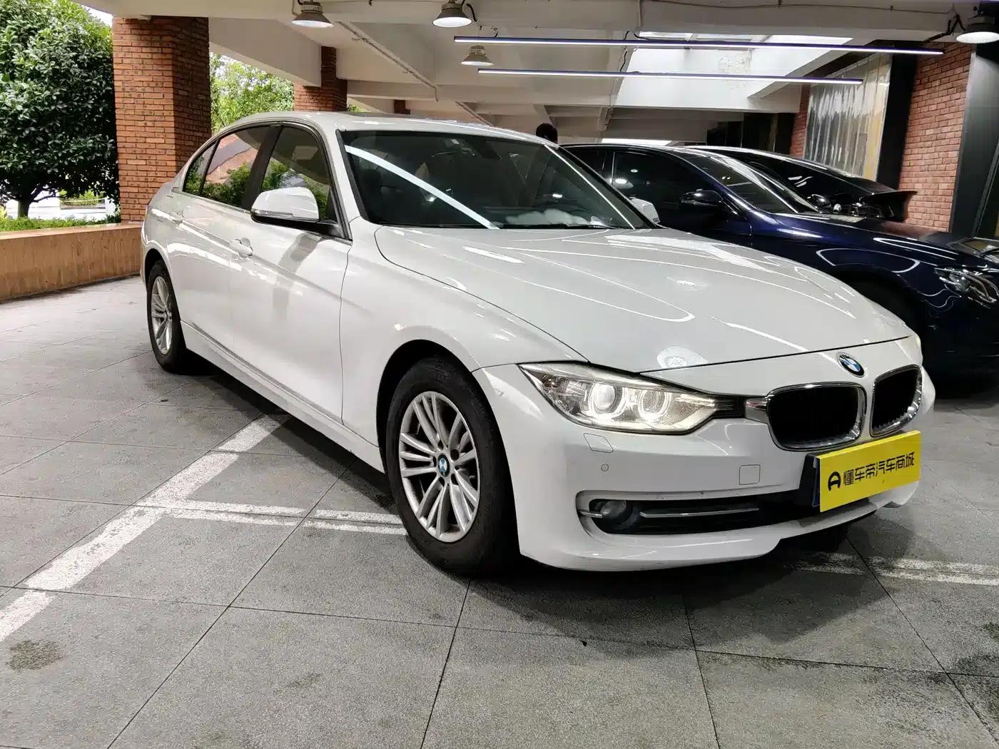 2015 BMW 3 Series 320Li Luxury Design Package — миниатюра 6