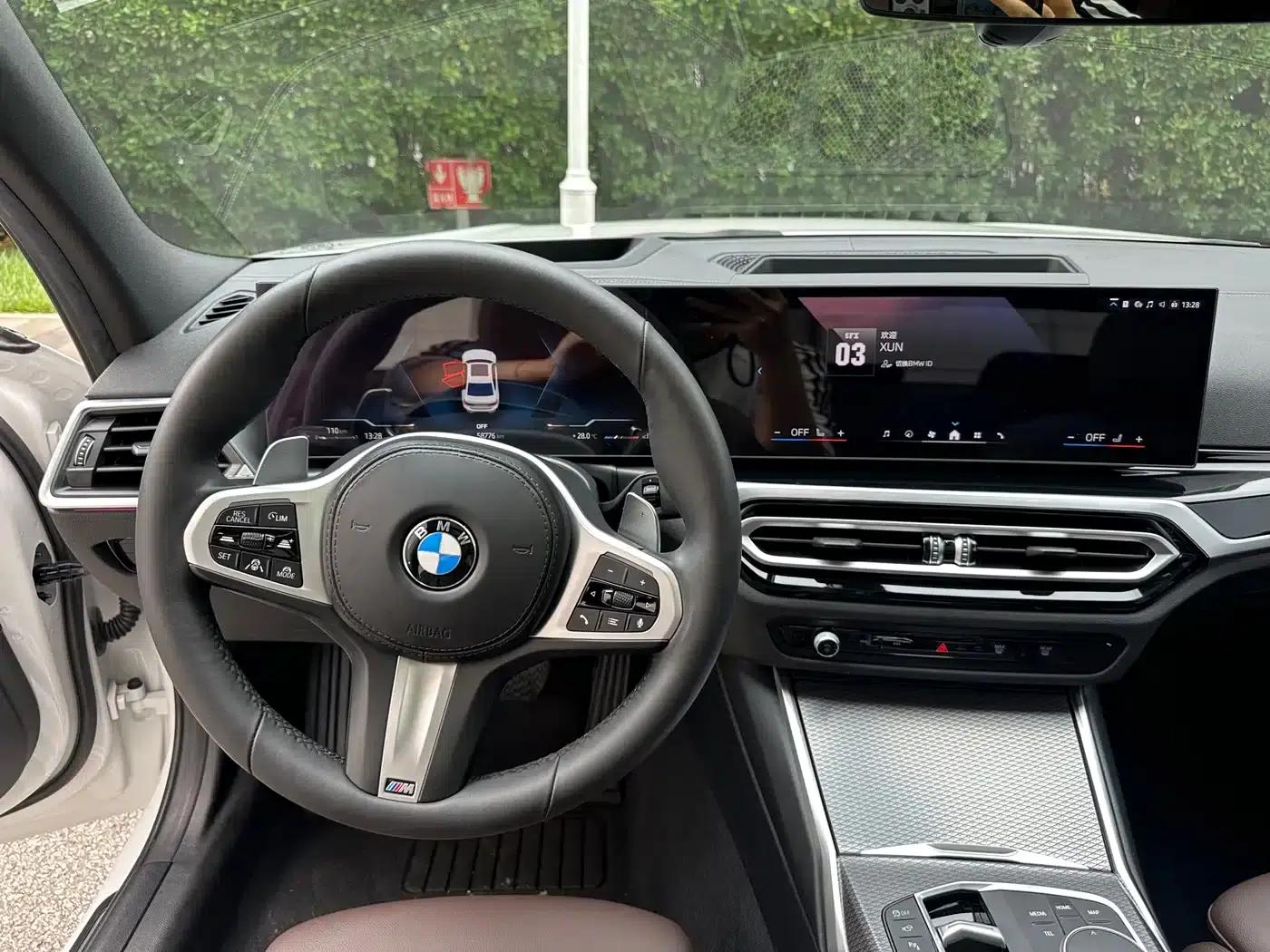 2023 BMW 3 Series 330Li M Sport Shadow Edition — миниатюра 14