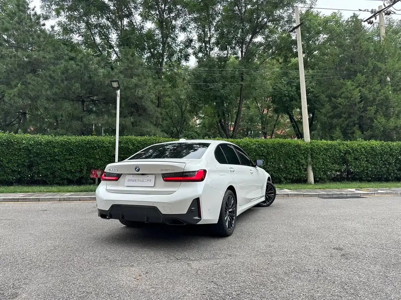 2023 BMW 3 Series 330Li M Sport Shadow Edition — миниатюра 5