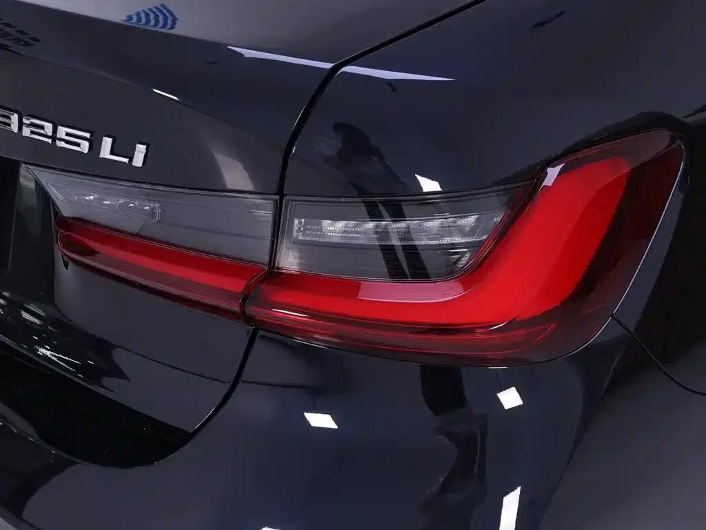 2025 BMW 3 Series 325Li M Sport Package — миниатюра 9