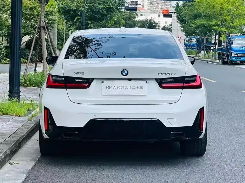 2025 BMW 3 Series 330Li M Sport Shadow Edition — миниатюра 5