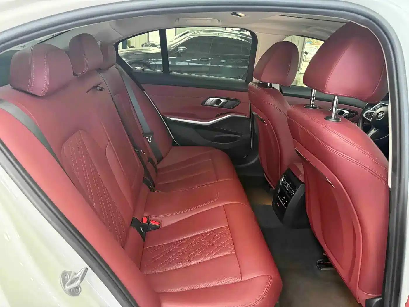 2023 BMW 3 Series 320i M Sport Package — миниатюра 17
