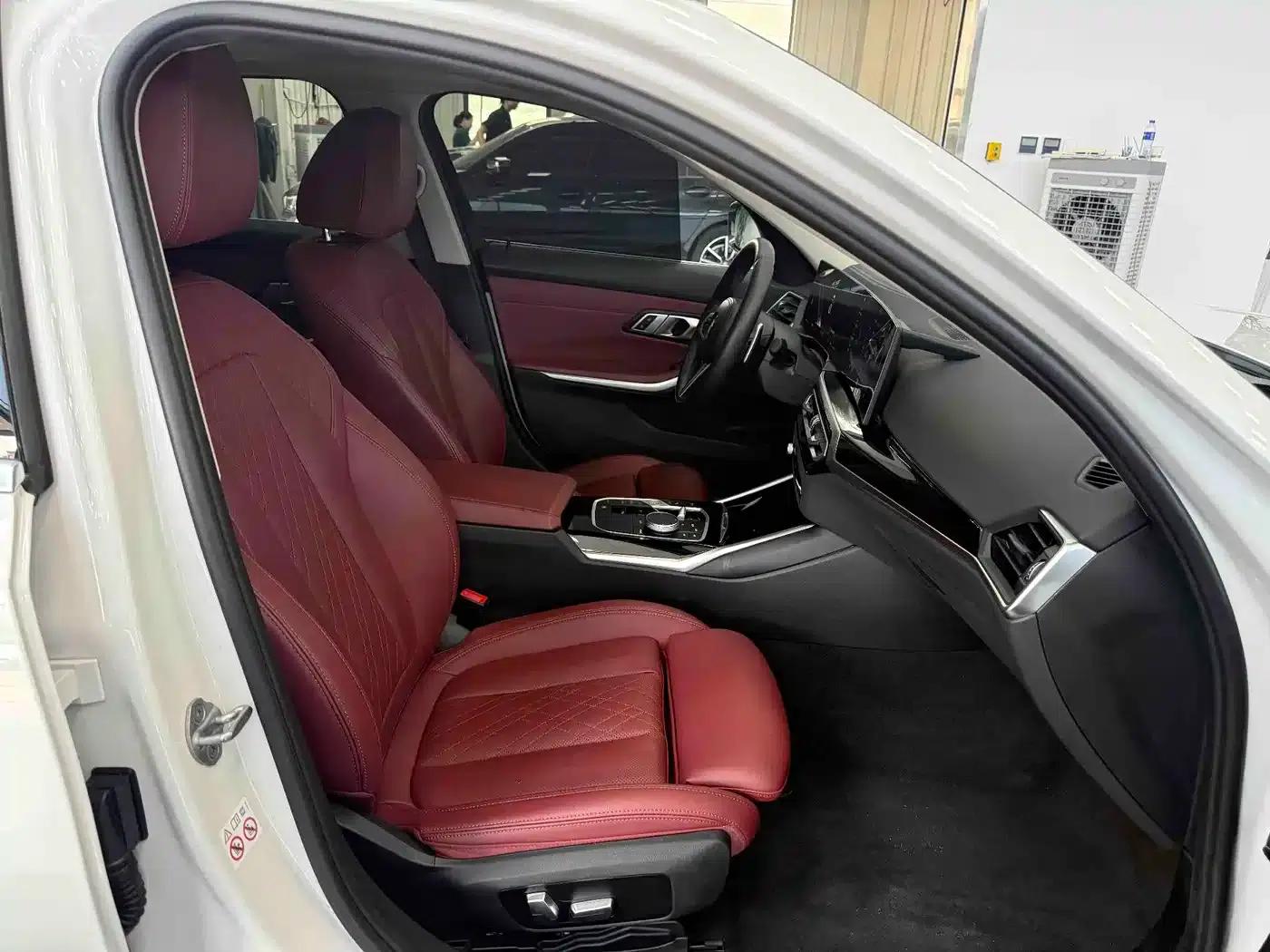 2023 BMW 3 Series 320i M Sport Package — миниатюра 19