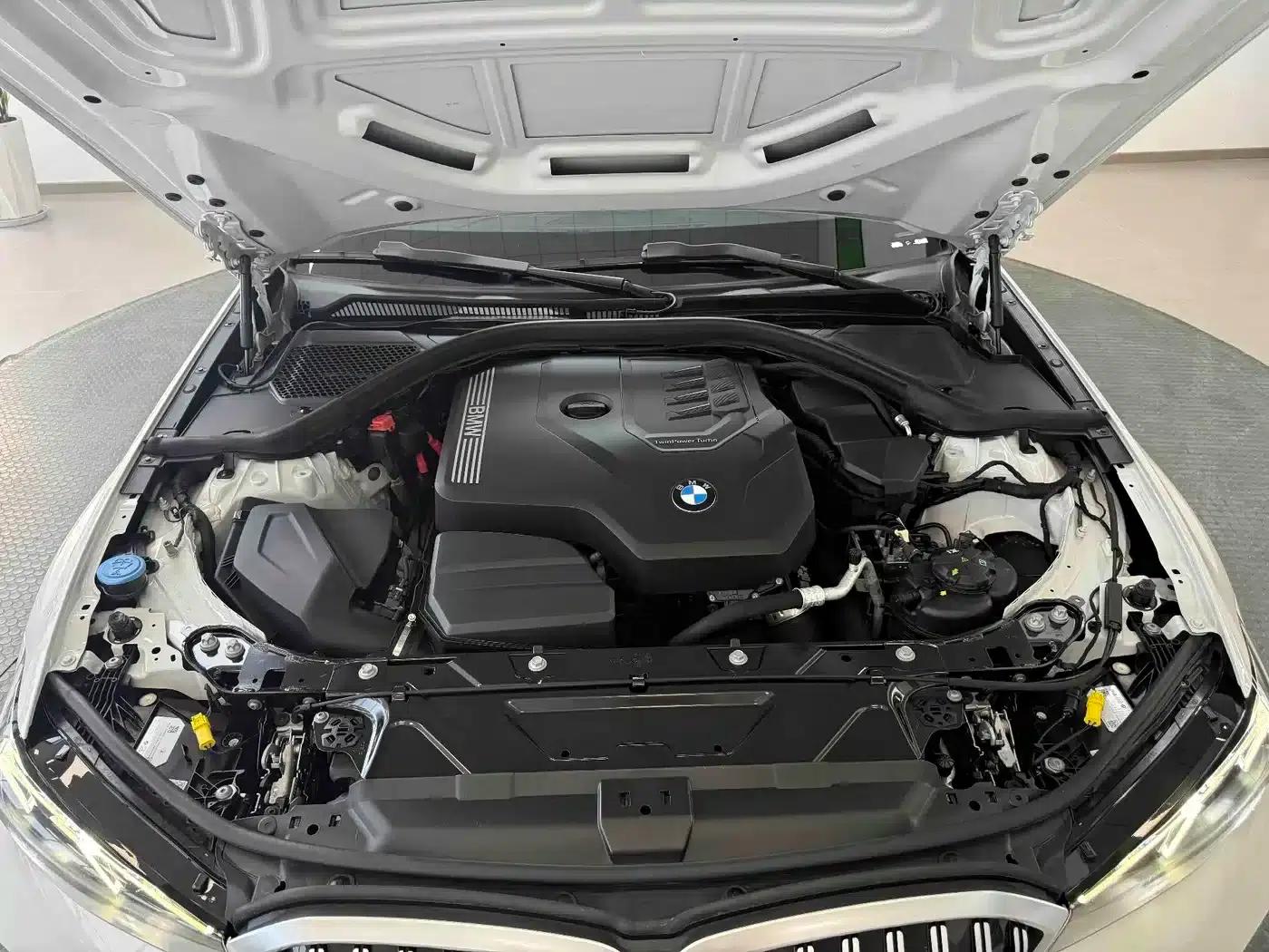 2023 BMW 3 Series 320i M Sport Package — миниатюра 20