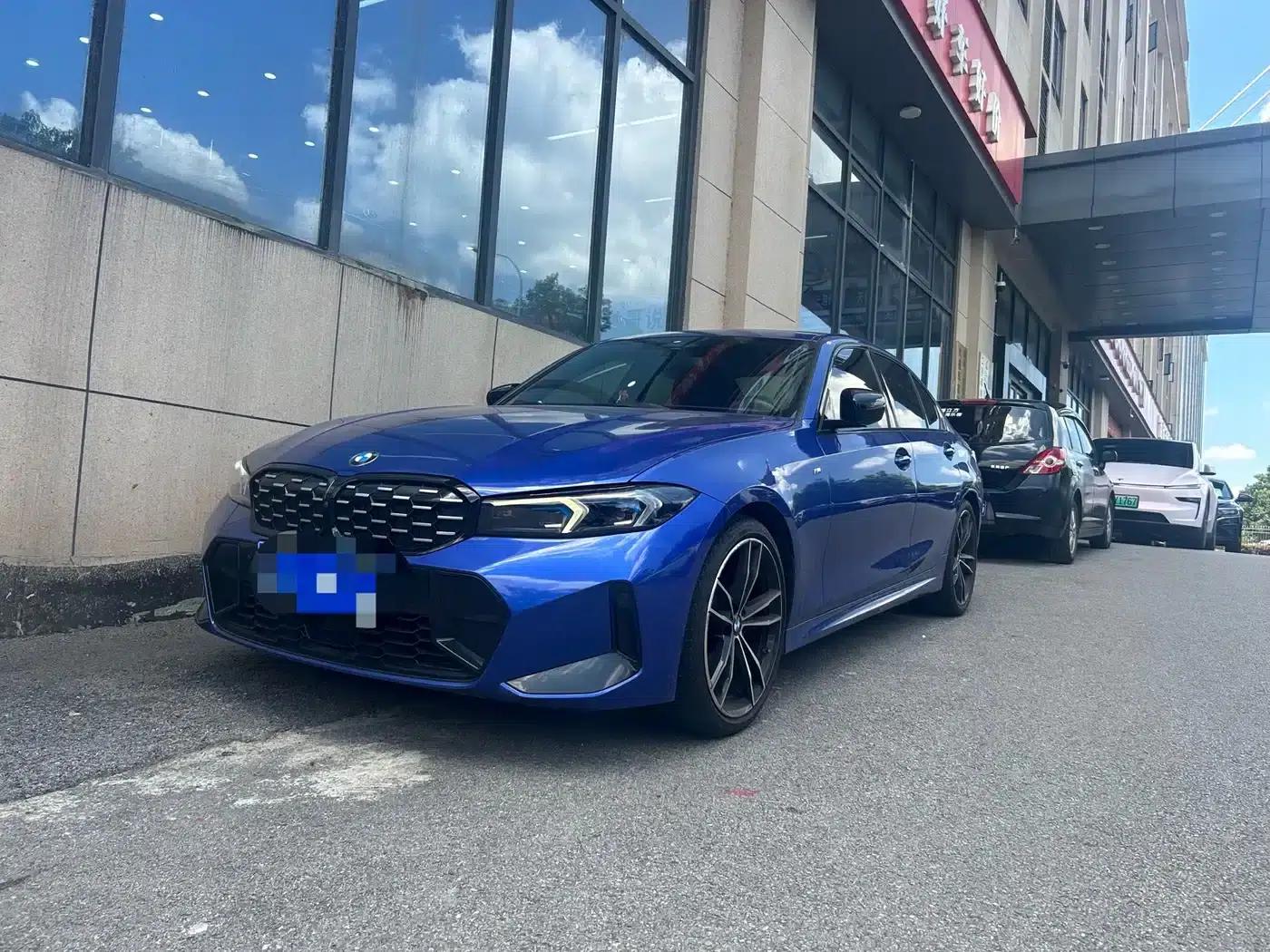 2023 BMW 3 Series 330i M Sport Shadow Edition — миниатюра 1
