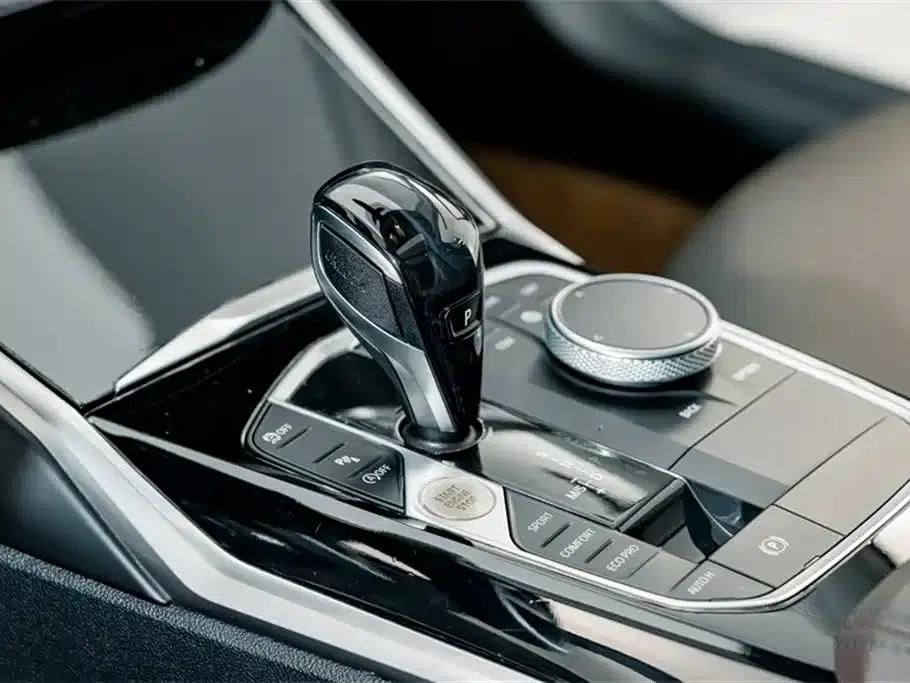 BMW 3 Series 2021 Facelift II 320Li M Sport Package — миниатюра 14