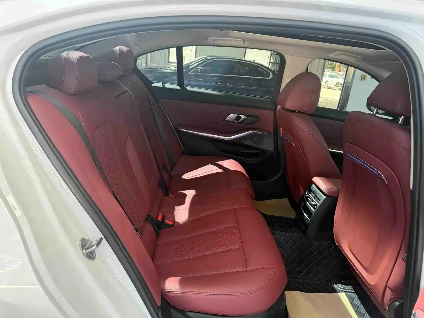 2023 BMW 3 Series 320Li M Sport Package — миниатюра 18