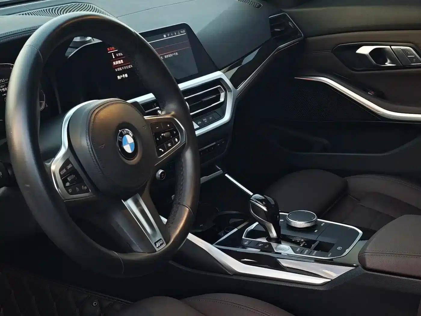 2020 BMW 3 Series 325Li M Sport Package — миниатюра 13