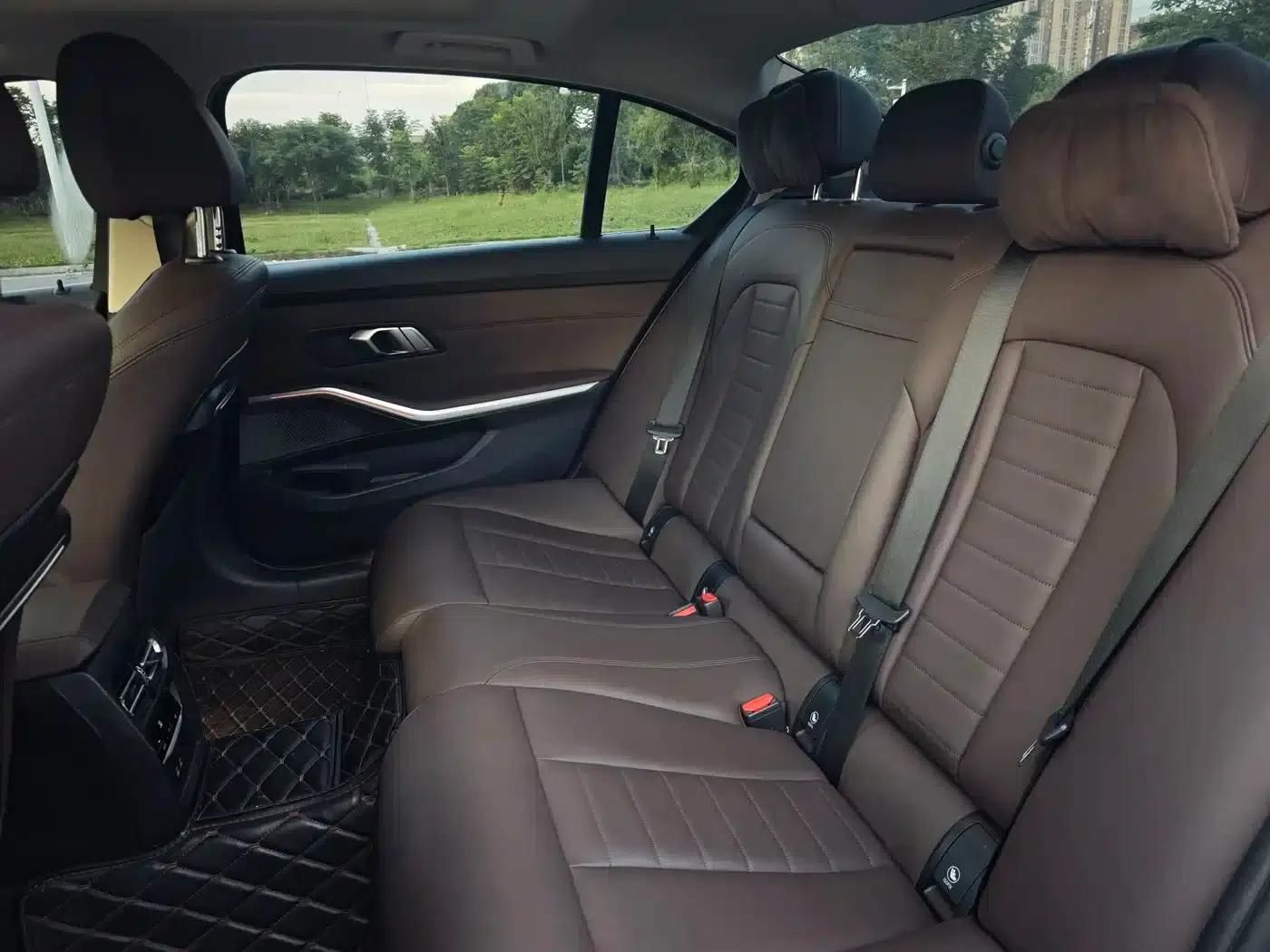 2020 BMW 3 Series 325Li M Sport Package — миниатюра 7