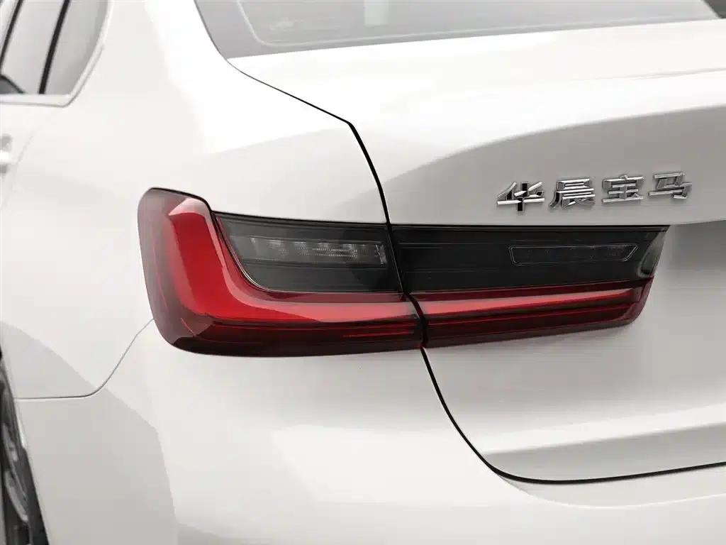 2023 BMW 3 Series 325Li M Sport Package — миниатюра 7