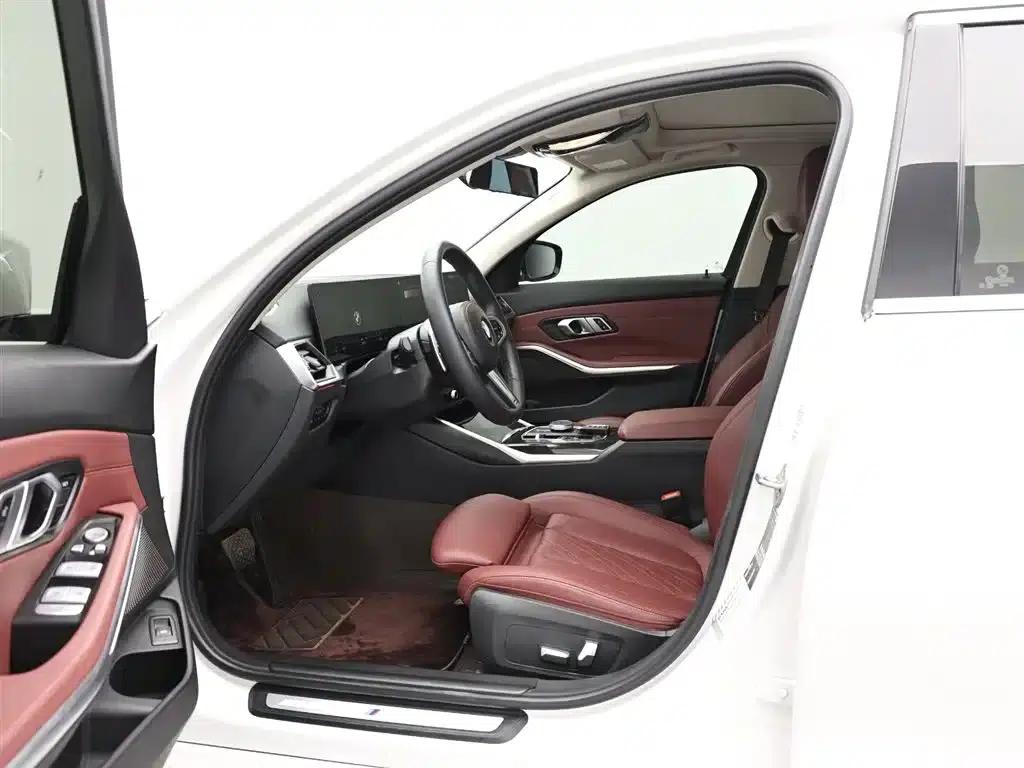 2023 BMW 3 Series 325Li M Sport Package — миниатюра 10