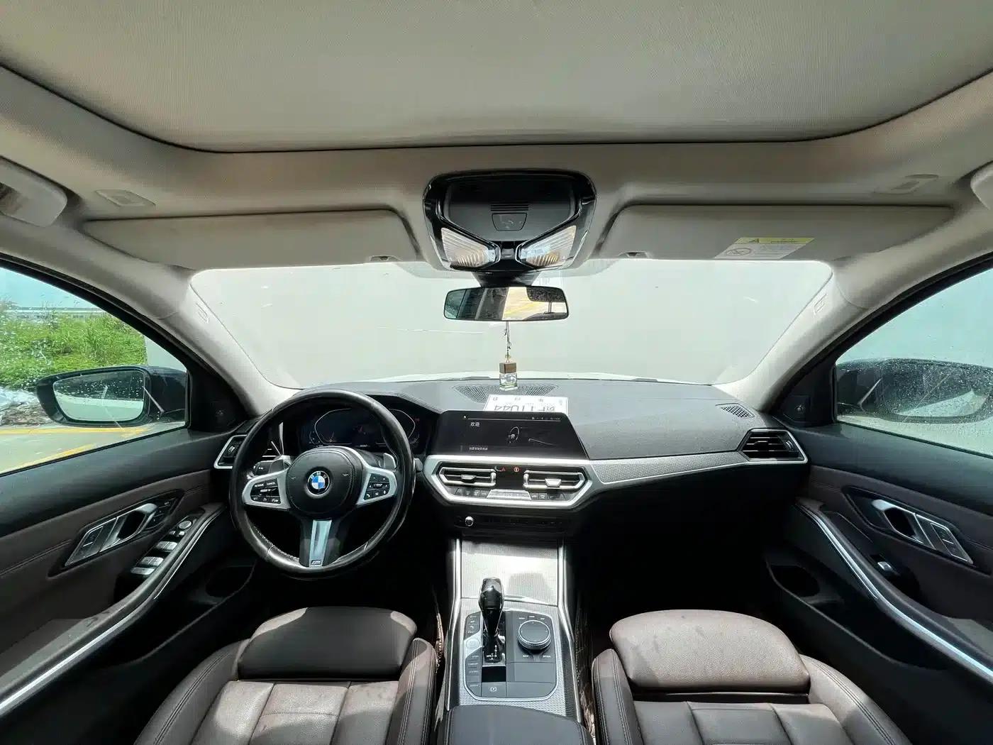 2020 BMW 3 Series 325i M Sport Shadow Edition — миниатюра 14