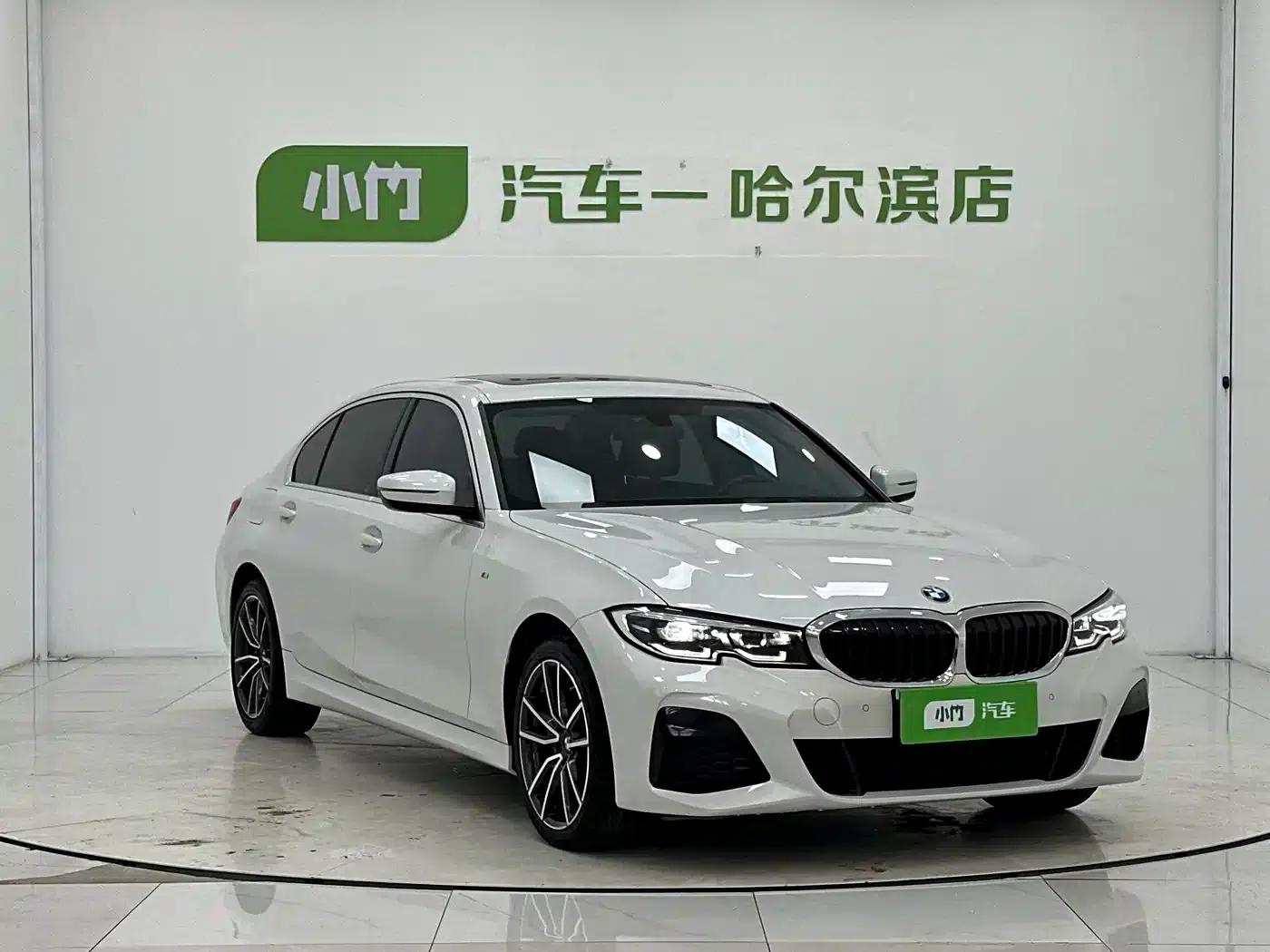 2022 BMW 3 Series 320Li M Sport Package — миниатюра 3