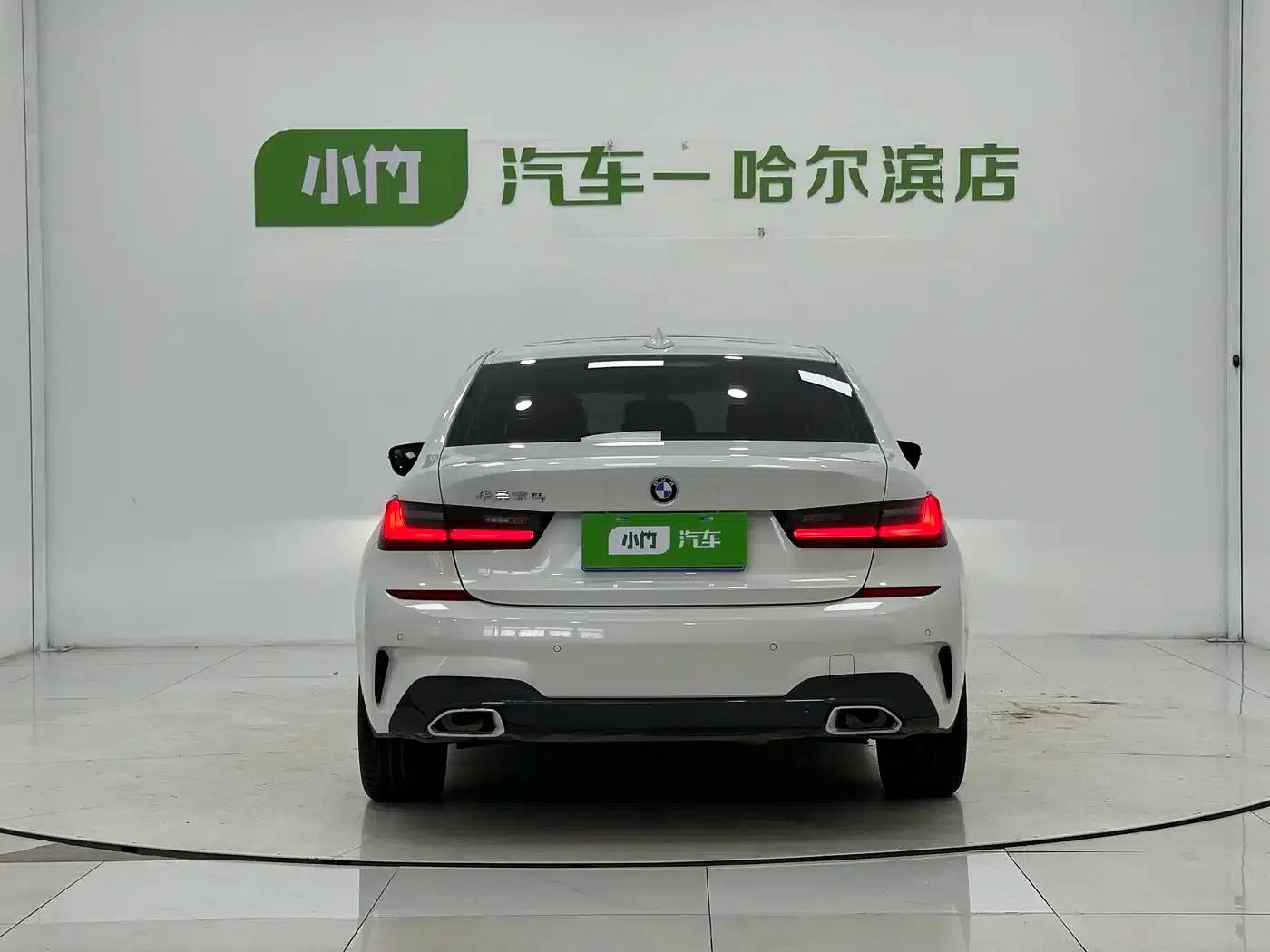 2022 BMW 3 Series 320Li M Sport Package — миниатюра 6