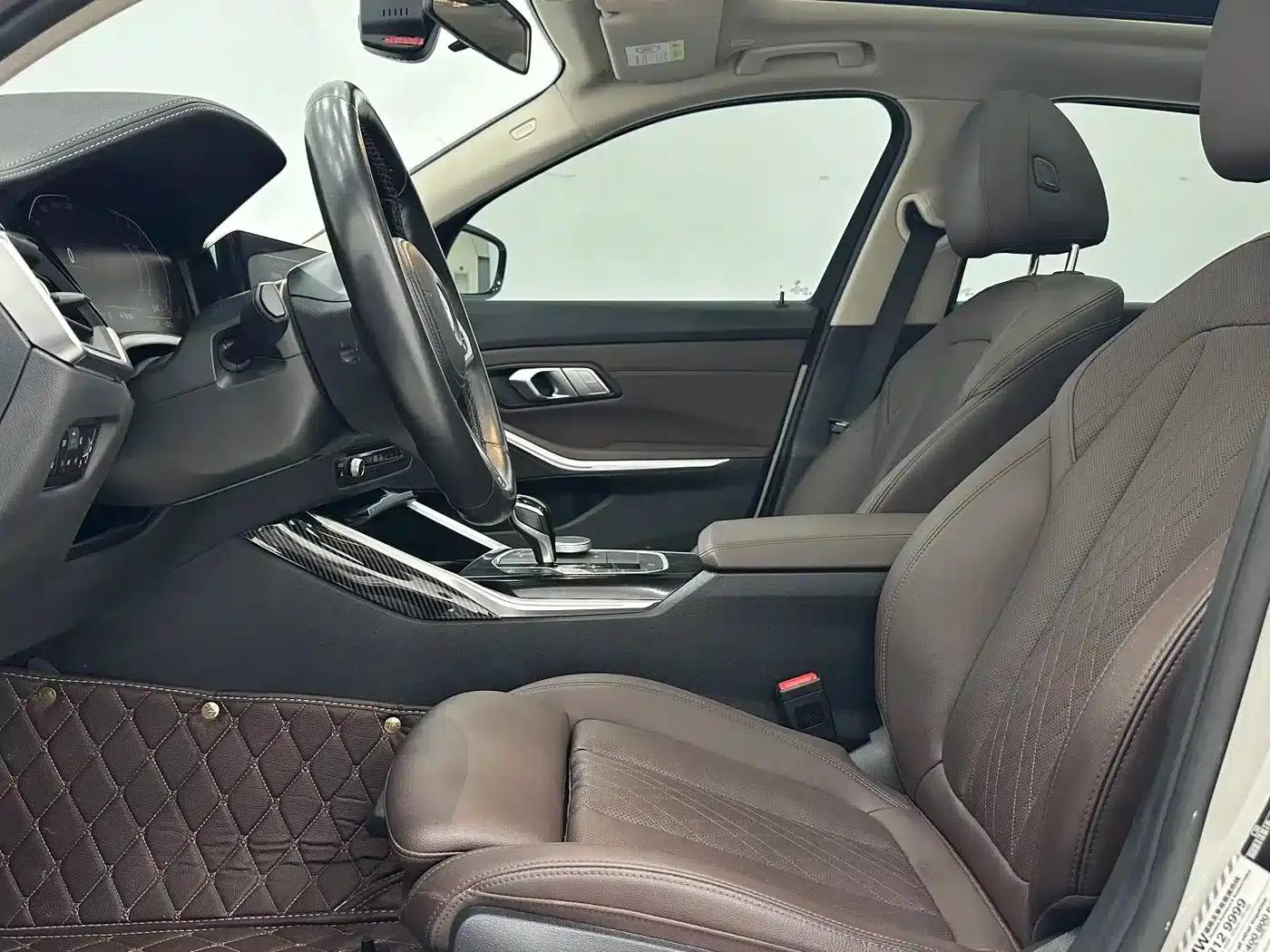 2022 BMW 3 Series 320Li M Sport Package — миниатюра 7