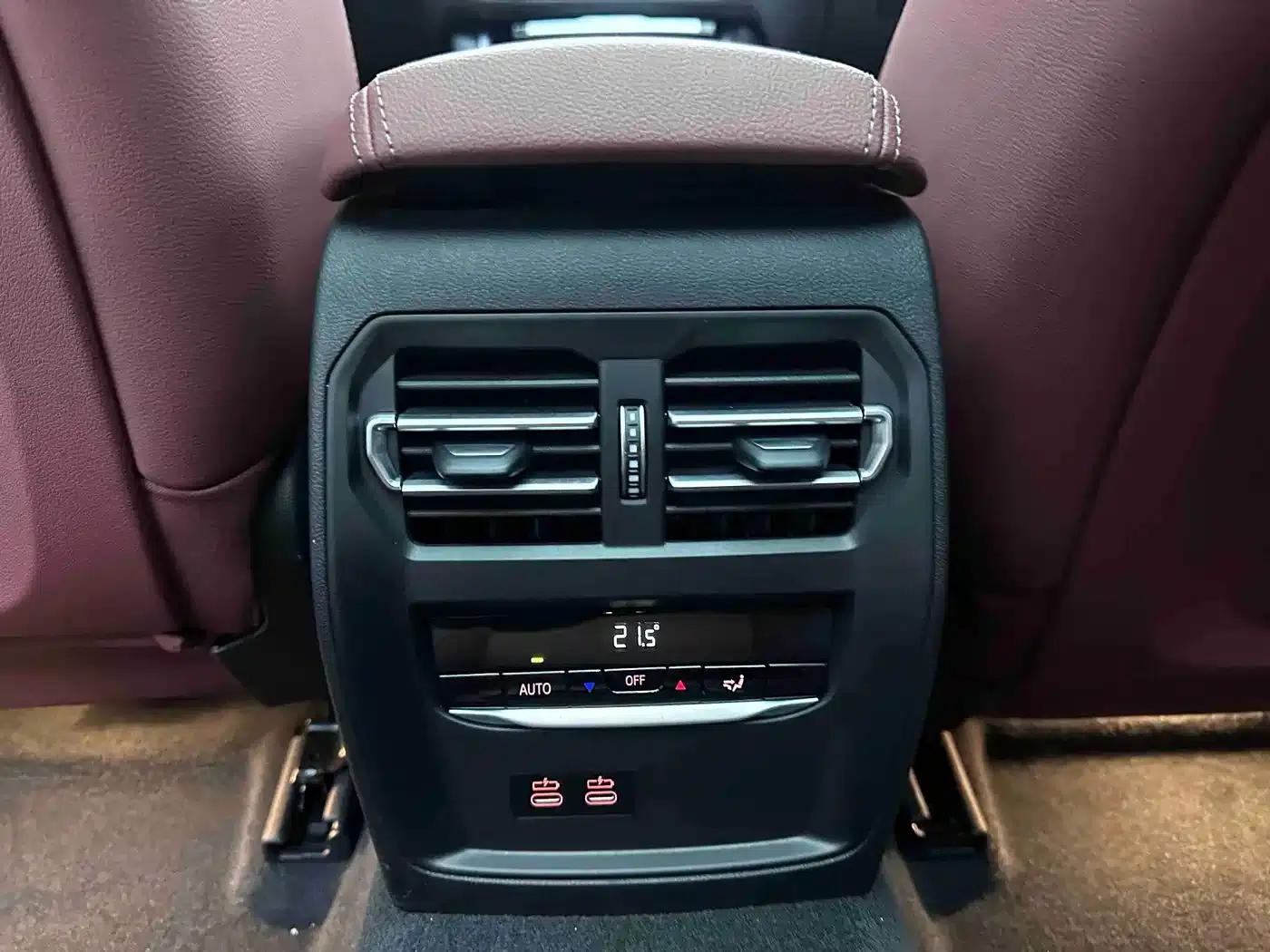 2023 BMW 3 Series 320Li M Sport Package — миниатюра 21