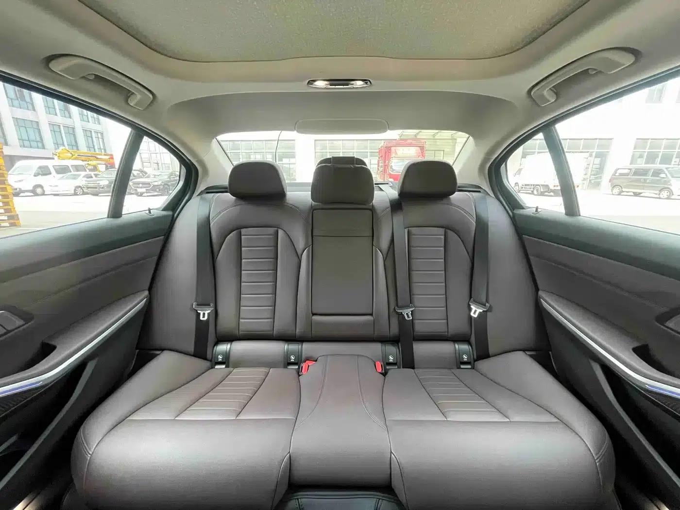 BMW 3 Series 2020 325Li First Edition — миниатюра 14
