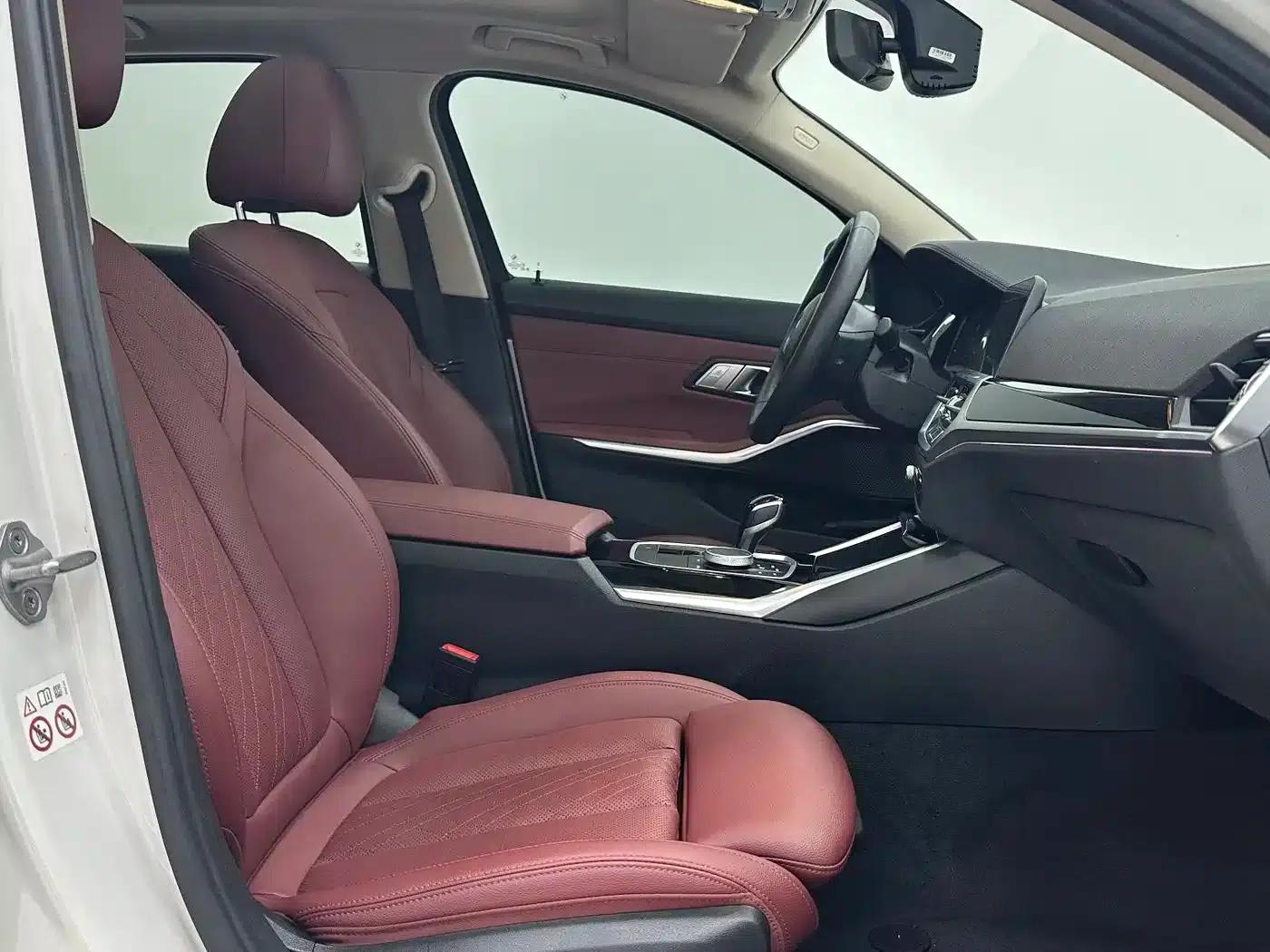 2022 BMW 3 Series 320Li M Sport Package — миниатюра 9