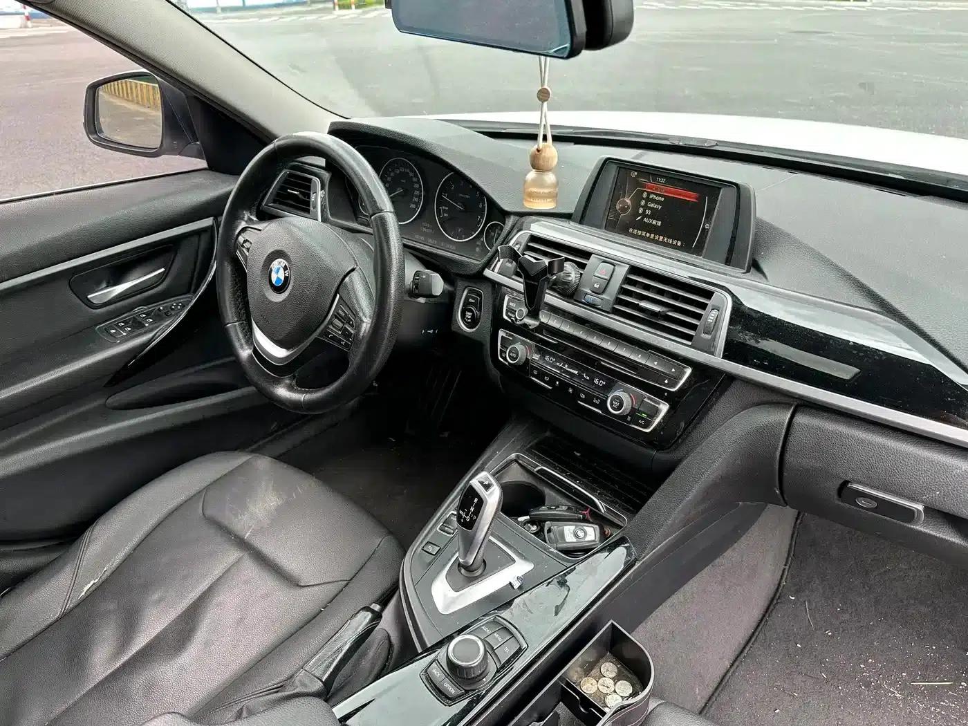 2017 BMW 3 Series 320Li Fashion Edition — миниатюра 12