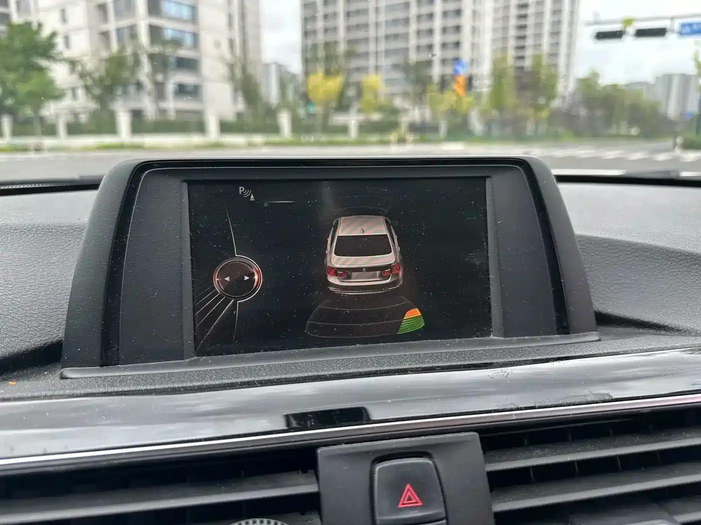 2017 BMW 3 Series 320Li Fashion Edition — миниатюра 17