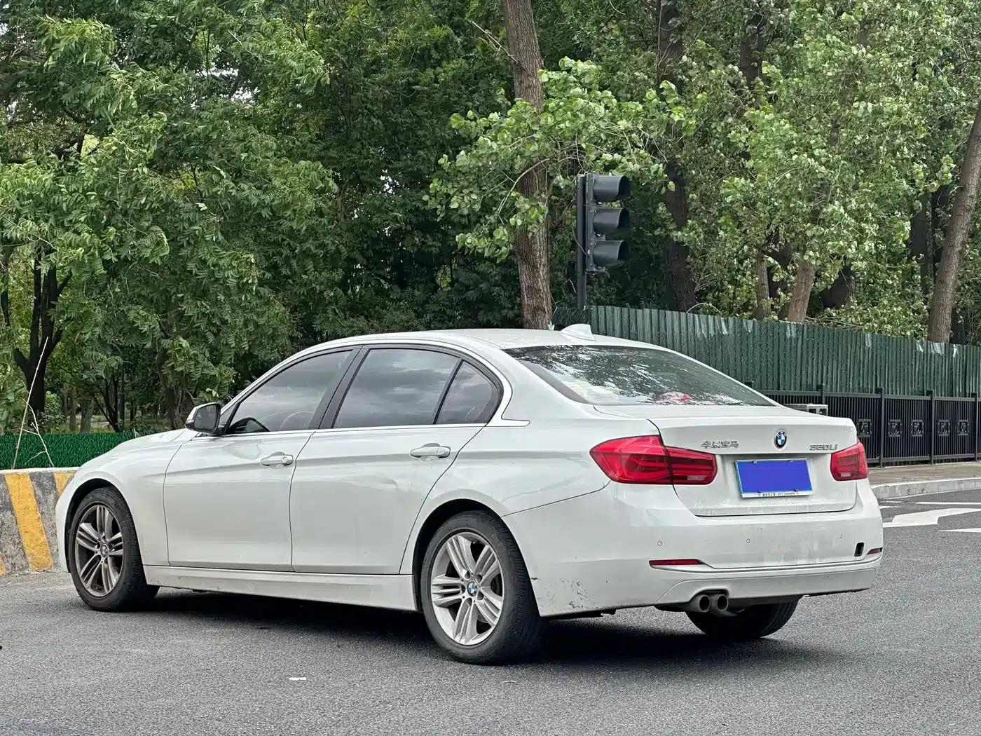 2017 BMW 3 Series 320Li Fashion Edition — миниатюра 5