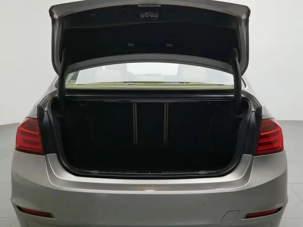 BMW 3 Series 2013 320Li Fashion Edition — миниатюра 16